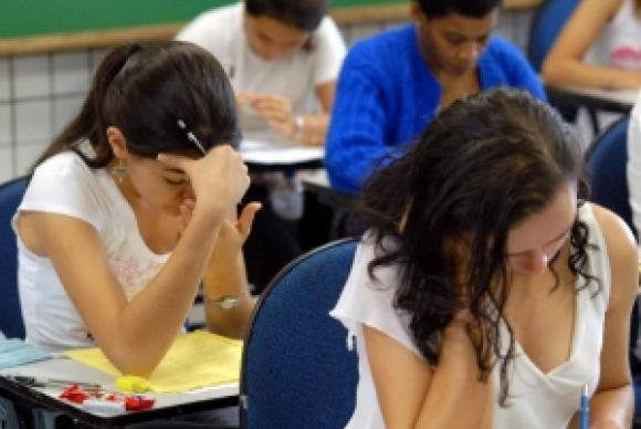 Estudantes fazem prova do Enem - Imagem de Arquivo/Agência Brasil